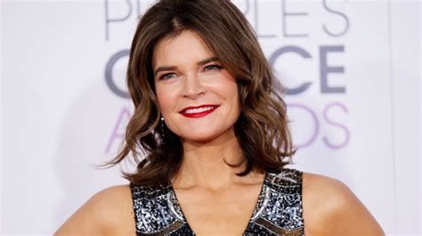 Betsy Brandt: I ‘requested’ nude scene on Masters of Sex